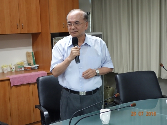 2016/07/29, Congratulations from Prof. Chen Wen-Hwa, Professor from the Department of Power Mechanical Engineering and the Former Vice President of National Tsing Hua University