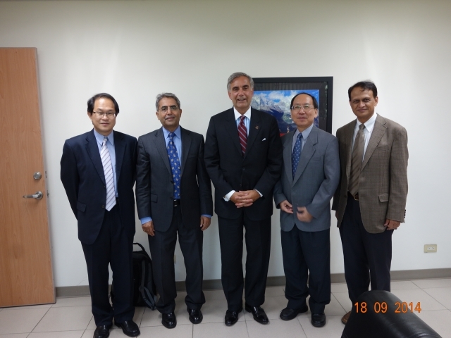 USC, U.S.A. President, Dr. Harris Pastides, Associate Dean, College of Engineering, Dr. M. Hanif Chaudhry and Deparement Chair of Public Health, Dr. Mahmud Khan.
