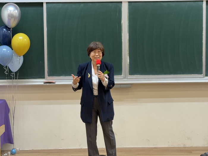 Acceptance Speech from our dearest alumnus Ms. Hsiao-Yu CHEN.