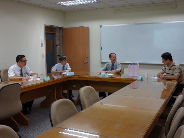 Aug 26, 2013 Associate Deans from Huazhong University of Science and Technology Visiting College of EngineeringImage